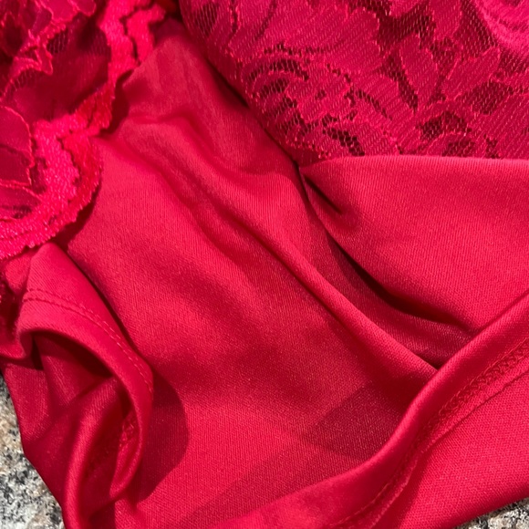 Boston Proper Red Lace Top size XL - Picture 9 of 9